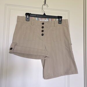 Trina Turk Khaki Shorts Stretch Pockets Rolled Up or Down